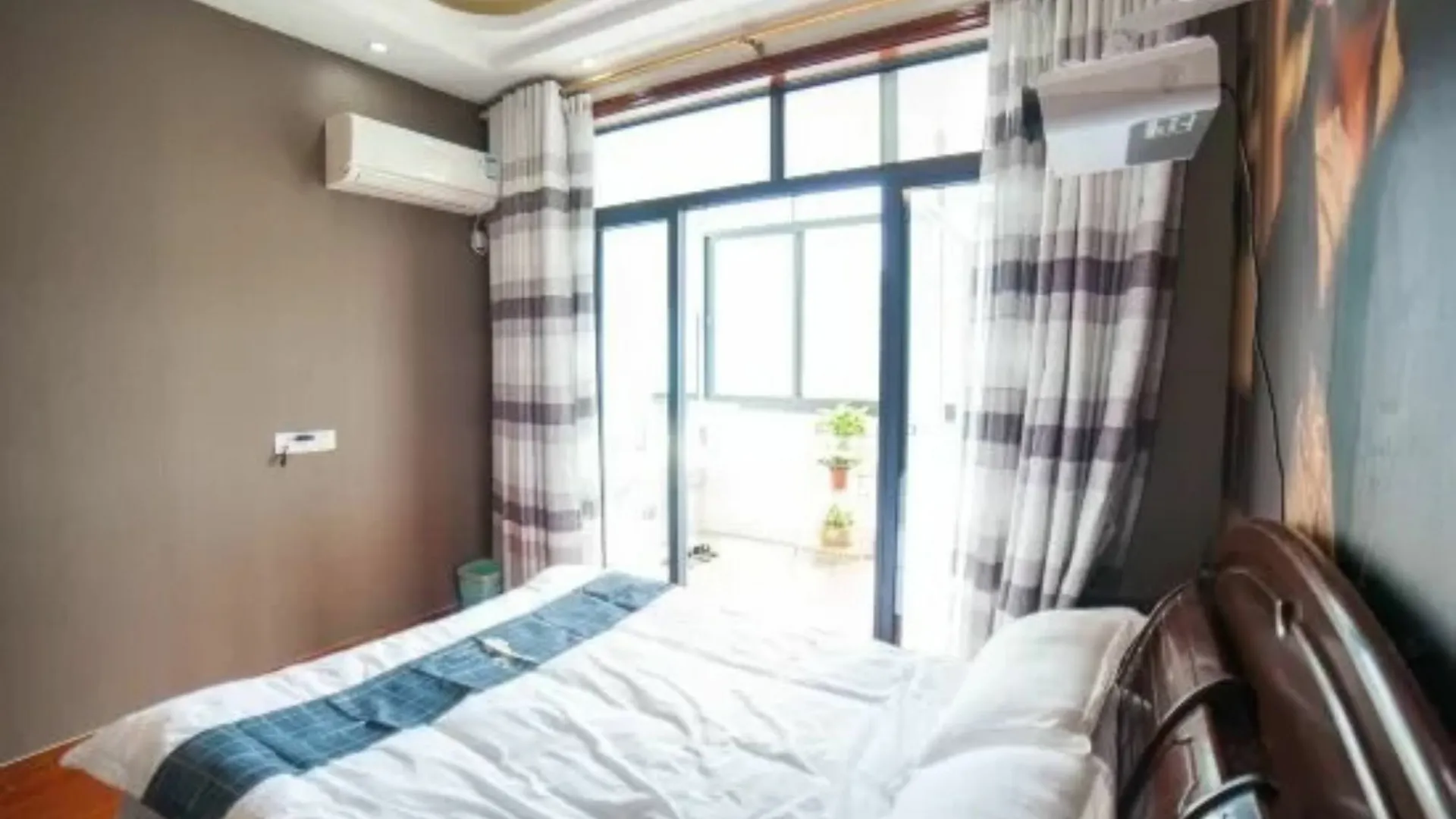 Shanghai Huashuyipin Apart-Hotel Qingpu 2*,